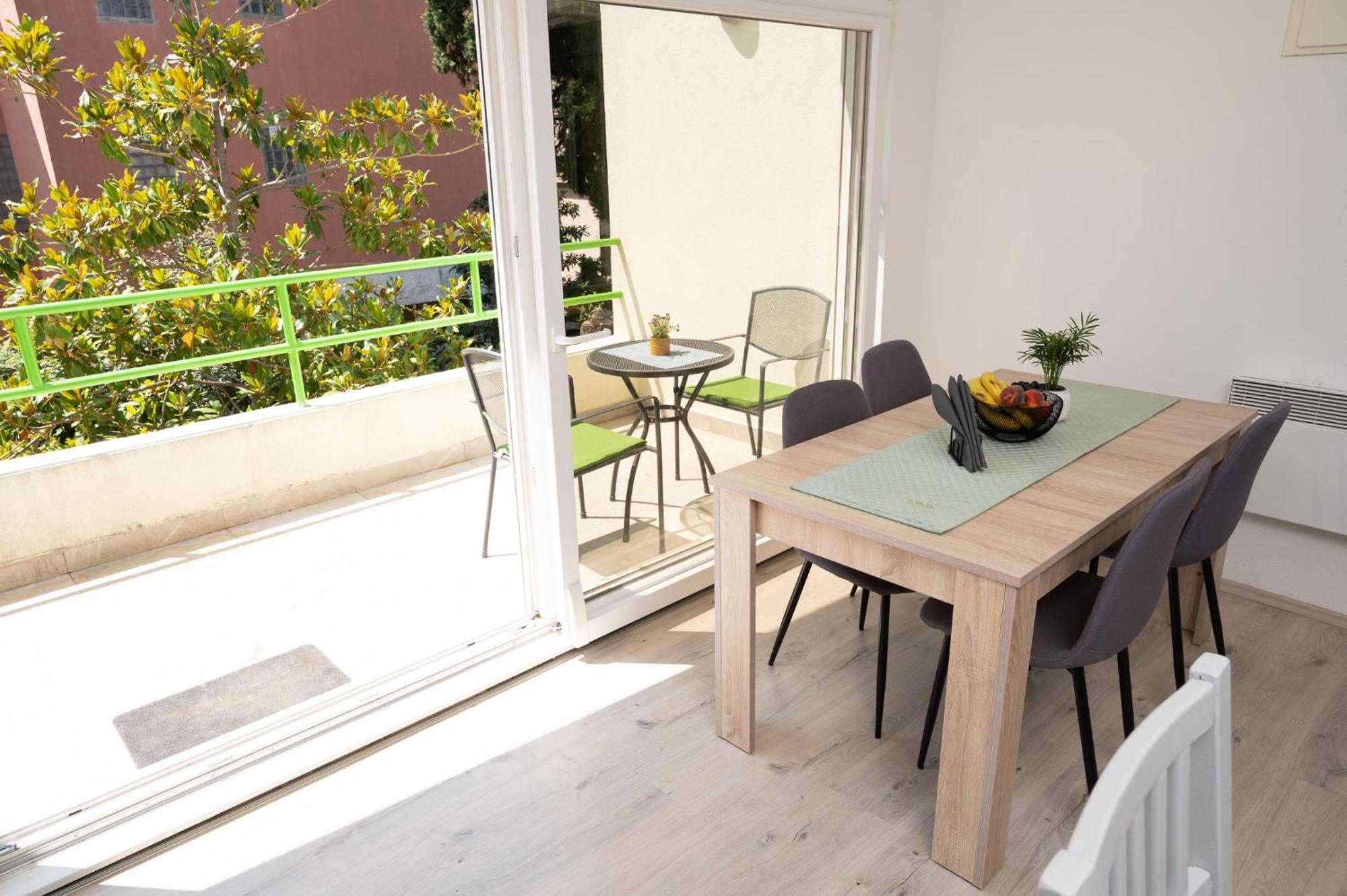 Ap Apartment モスタル エクステリア 写真
